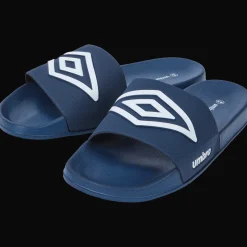 Umbro slippers