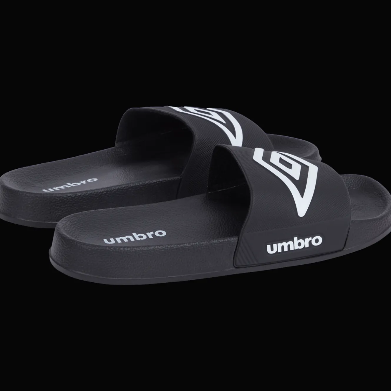Umbro slippers